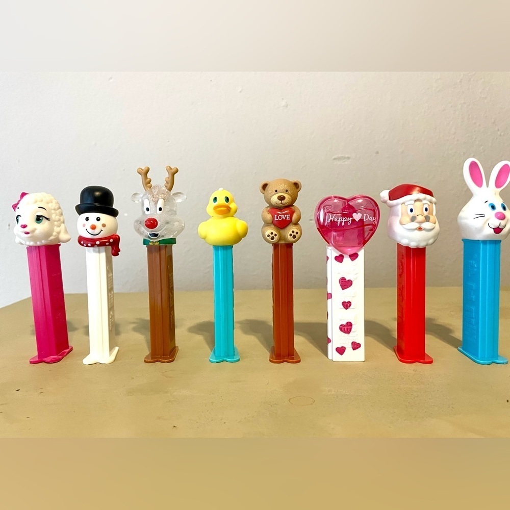 Vintage‎ PEZ Candy Dispensers Set of 8